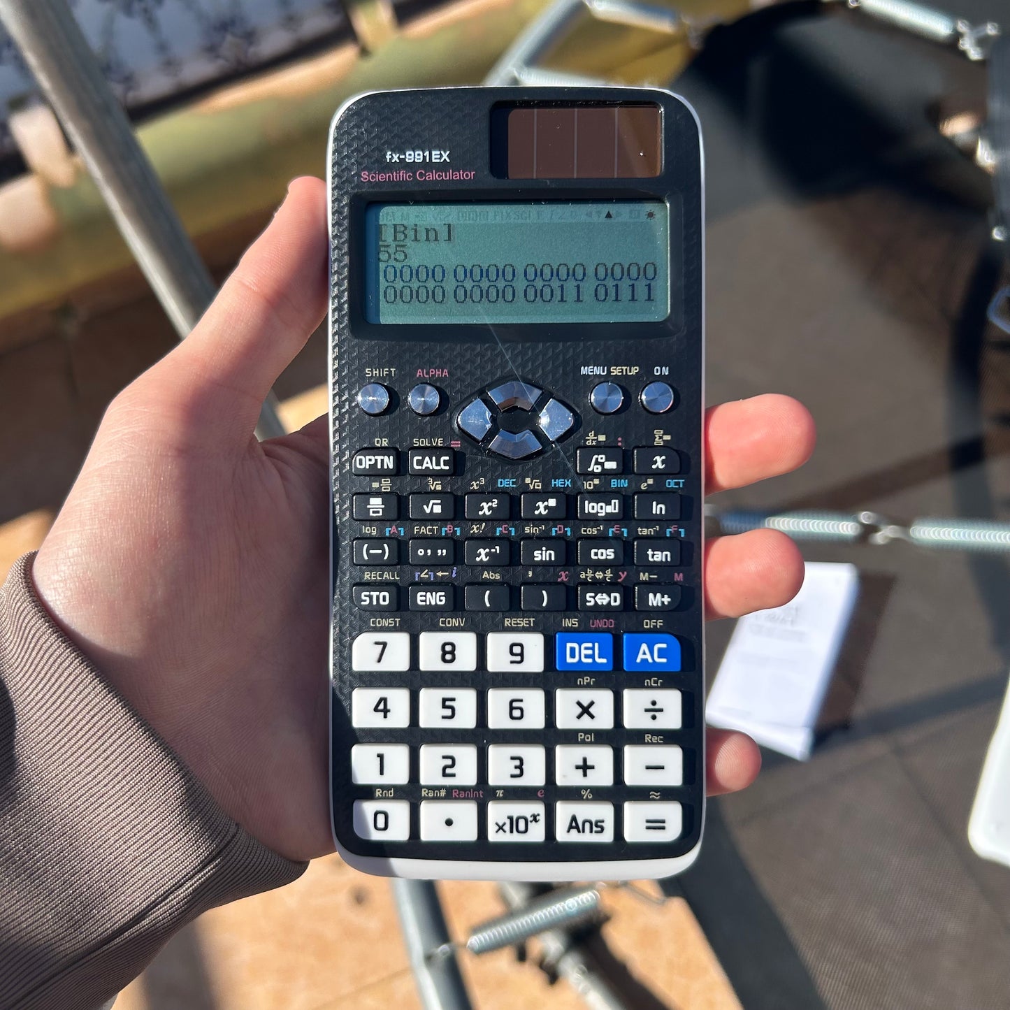 Calculadora Científica Blanca 991EX – 522 Funciones para Estudiantes y Profesionales
